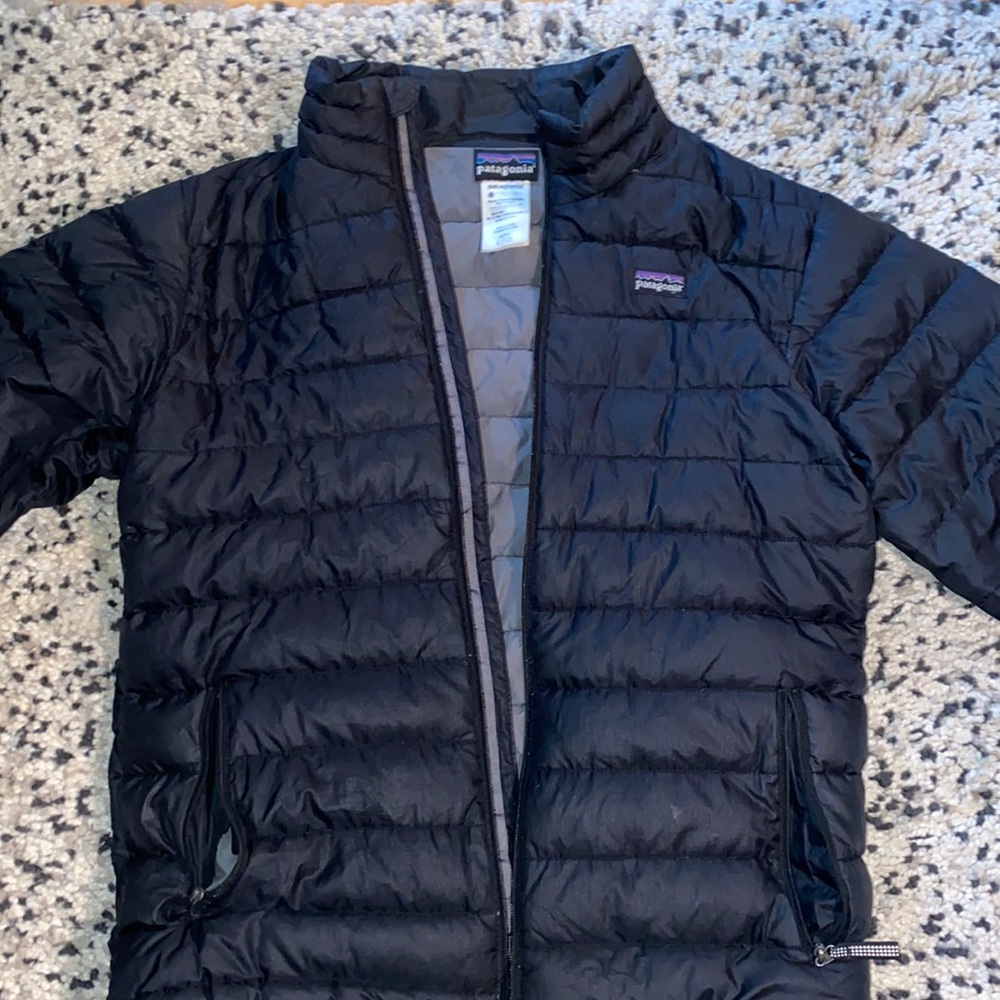 Patagonia black jacket boys
